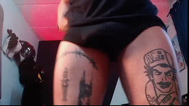 Snapshot of malek_xarx_ chatting on November 2025 09:13:02 PM malek xarx online show from November 2025 09:13:02 PM