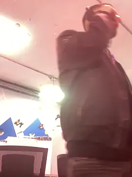 Snapshot of malek_xarx_ chatting on December 2025 03:39:02 PM malek xarx online show from December 2025 03:39:02 PM