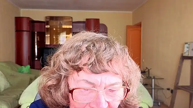 Betty Brick online show from January 2026 07:24:02 AM