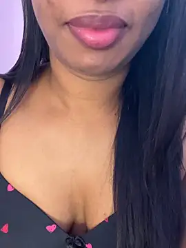 Snapshot of tamil_Aarathi chatting on April 2026 05:28:01 PM tamil Aarathi online show from April 2026 05:28:01 PM