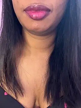 Snapshot of tamil_Aarathi chatting on June 2026 05:23:01 PM tamil Aarathi online show from June 2026 05:23:01 PM
