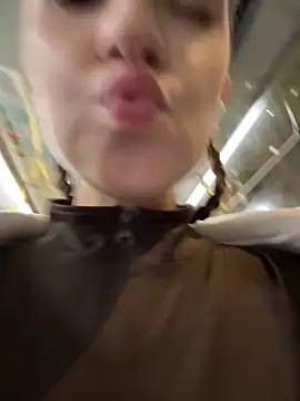 Snapshot of katexxxx chatting on November 2025 05:57:01 PM katexxxx online show from November 2025 05:57:01 PM