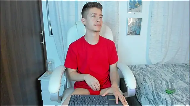 Snapshot of ThiagooJames chatting on September 2025 12:36:02 AM ThiagooJames online show from September 2025 12:36:02 AM