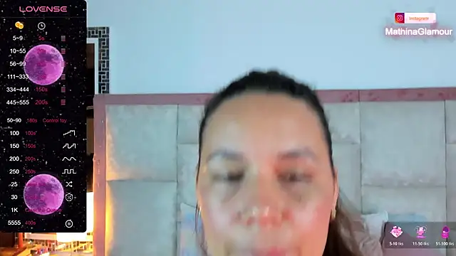 Marthina online show from November 2025 06:51:01 PM