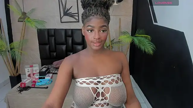 Snapshot of alana_bonny chatting on October 2025 12:01:02 PM alana bonny online show from October 2025 12:01:02 PM