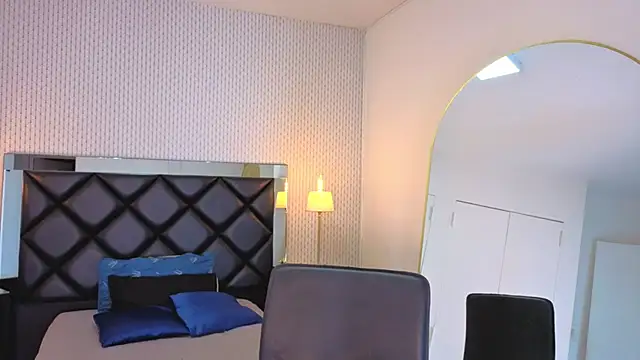 Snapshot of ryo_light chatting on October 2025 08:27:02 PM ryo light online show from October 2025 08:27:02 PM