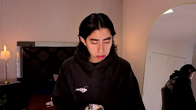 Snapshot of ryo_light chatting on October 2025 08:06:02 PM ryo light online show from October 2025 08:06:02 PM