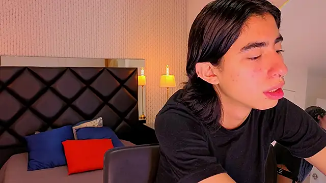 Snapshot of ryo_light chatting on October 2025 08:29:02 PM ryo light online show from October 2025 08:29:02 PM