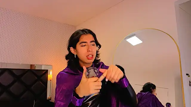 Snapshot of ryo_light chatting on October 2025 08:53:02 PM ryo light online show from October 2025 08:53:02 PM