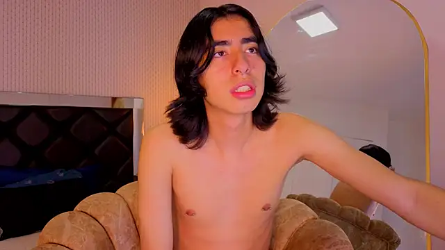 Snapshot of ryo_light chatting on November 2025 09:36:02 PM ryo light online show from November 2025 09:36:02 PM