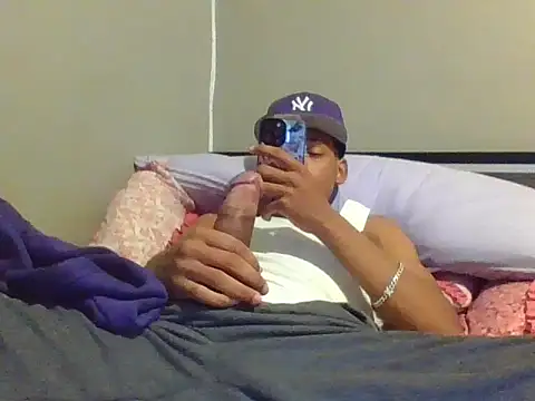 mikyng online show from December 2025 04:07:01 AM