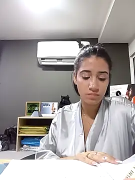 Samantha hotly online show from October 2025 01:59:01 AM