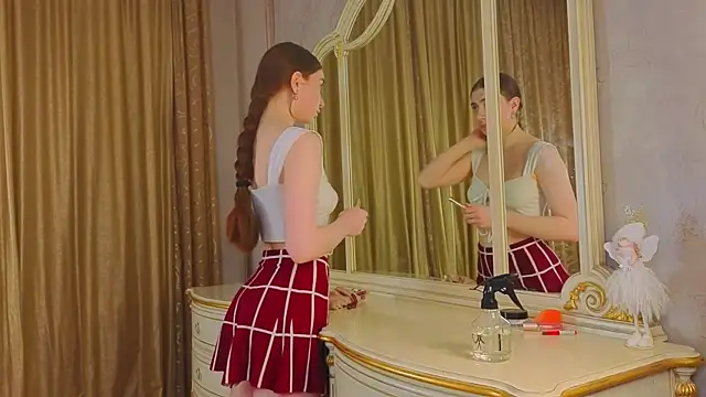 EadlinGillim online show from November 2025 03:07:01 AM