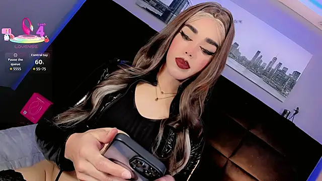 Snapshot of Baby-Isa chatting on December 2025 06:30:02 AM Baby-Isa online show from December 2025 06:30:02 AM