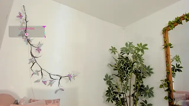 Snapshot of valerieMattson chatting on November 2025 04:30:01 PM valerieMattson online show from November 2025 04:30:01 PM