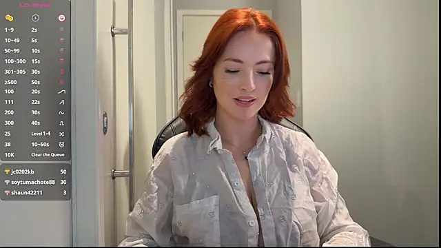 Snapshot of smileegirl chatting on November 2025 08:08:01 PM smileegirl online show from November 2025 08:08:01 PM