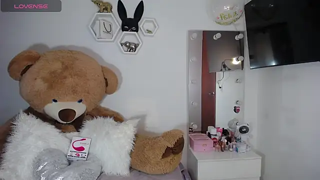 channel-rose1 online show from October 2025 12:16:02 AM