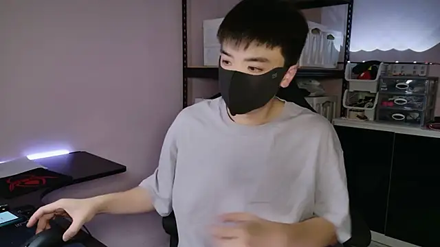 Snapshot of doggyman523 chatting on October 2025 04:15:02 PM doggyman523 online show from October 2025 04:15:02 PM