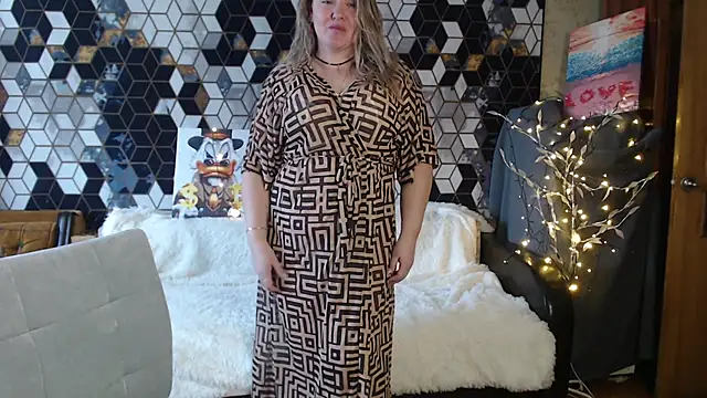 NikaSkylink online show from February 2026 05:07:02 AM