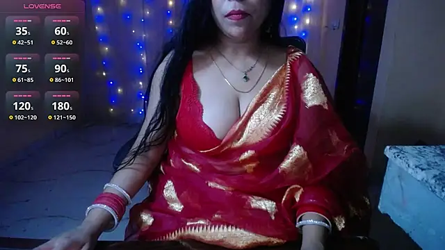 Divvya  online show from May 2026 07:31:01 PM