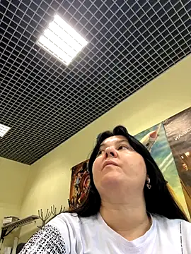 Liza Will online show from November 2025 10:40:02 AM