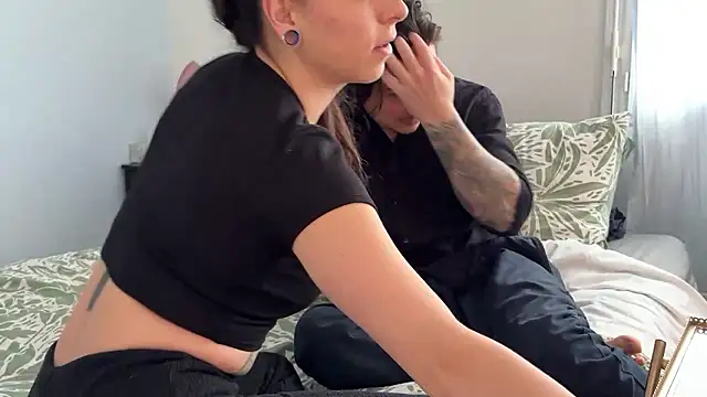 Airelle online show from February 2026 10:23:02 AM