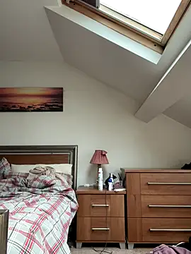 Woodchip online show from October 2025 07:06:02 AM