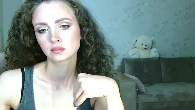 Amber Carrol online show from June 2026 05:02:02 PM