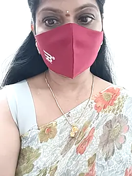 Snapshot of shivani27 chatting on October 2025 08:40:02 PM shivani27 online show from October 2025 08:40:02 PM