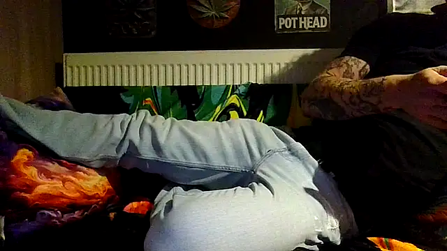 Flash0910 online show from October 2025 10:43:02 PM