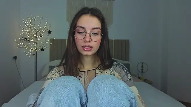 Real cutie1 online show from February 2026 01:59:01 PM