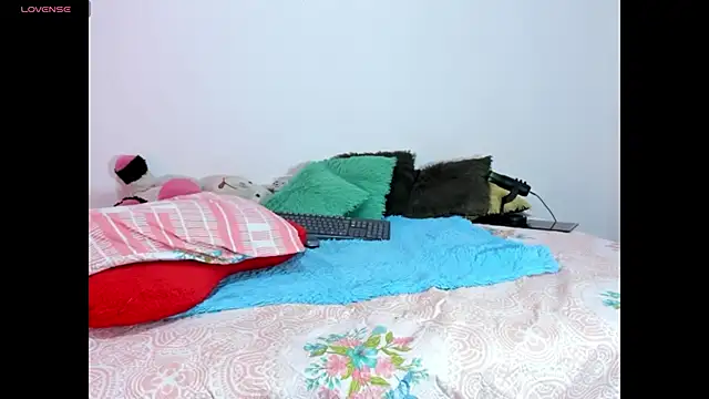 lanastone86 online show from November 2025 01:11:01 PM