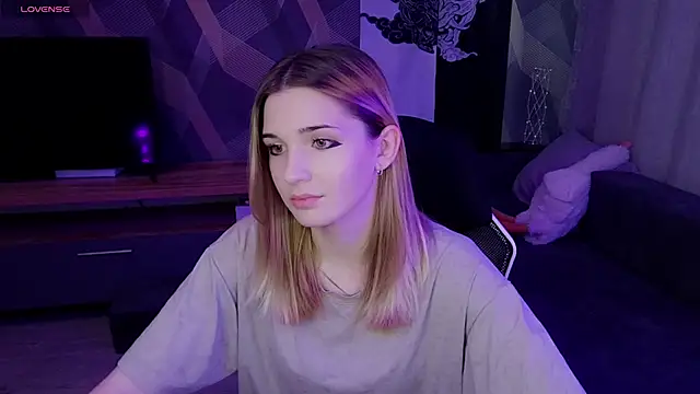 Sandy Belle online show from October 2025 01:40:02 PM