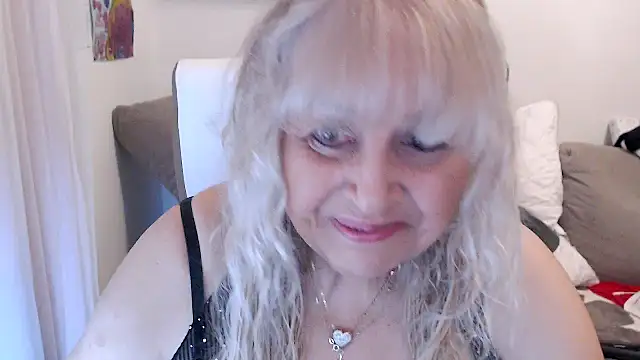 Snapshot of SusiLifeXXX chatting on December 2025 07:55:01 PM SusiLifeXXX online show from December 2025 07:55:01 PM