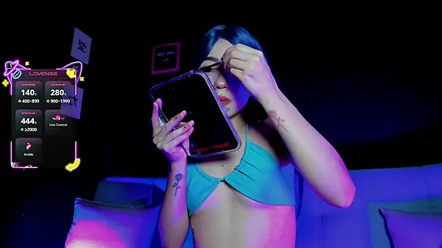 Snapshot of madiixwatson chatting on November 2025 10:47:02 AM madiixwatson online show from November 2025 10:47:02 AM