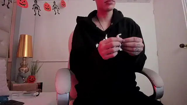 dark sun302 online show from October 2025 03:03:02 AM