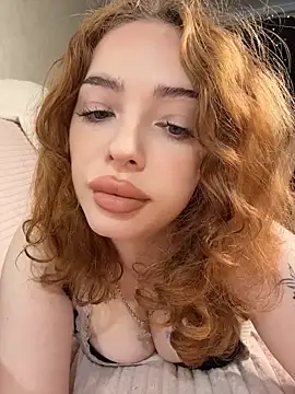 Snapshot of Hannah_xBaby chatting on May 2026 12:55:02 PM Hannah xBaby online show from May 2026 12:55:02 PM