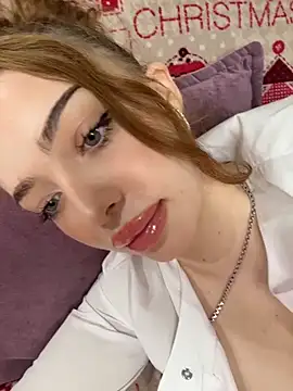 Snapshot of Hannah_xBaby chatting on May 2026 10:11:01 AM Hannah xBaby online show from May 2026 10:11:01 AM