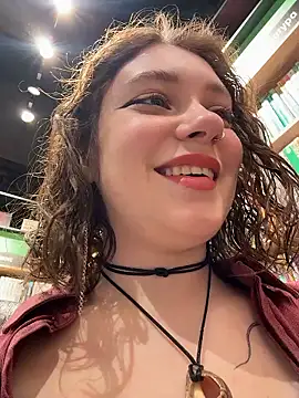 lucy-joy online show from January 2026 10:29:01 AM