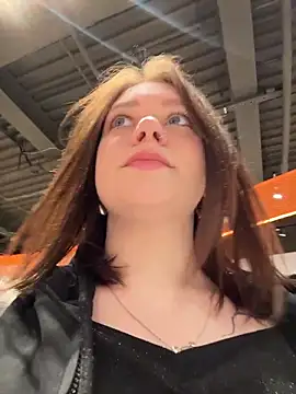 lucy-joy online show from March 2026 11:27:02 AM