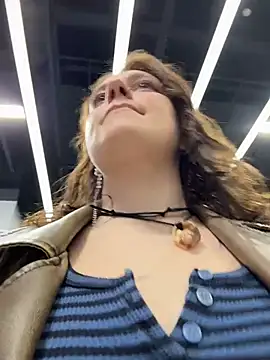 lucy-joy online show from March 2026 09:24:02 AM