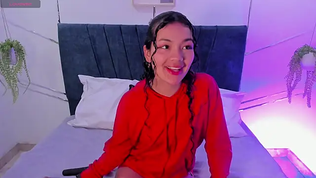 Camilla Miller01 online show from September 2025 01:02:01 PM