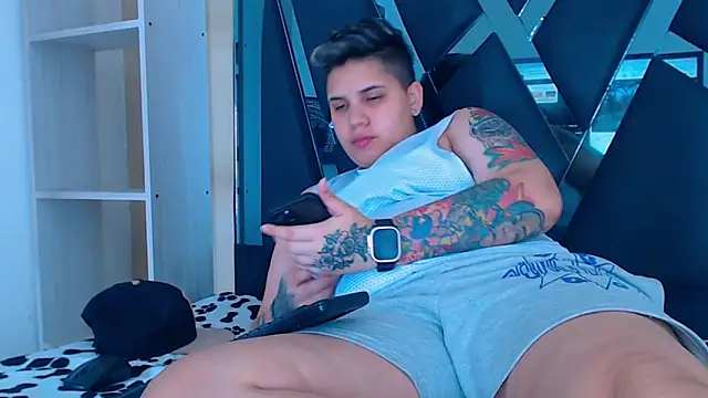 Snapshot of karla_sexy21 chatting on November 2025 05:01:02 AM karla sexy21 online show from November 2025 05:01:02 AM