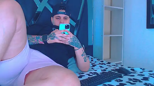 Snapshot of karla_sexy21 chatting on December 2025 05:34:01 AM karla sexy21 online show from December 2025 05:34:01 AM