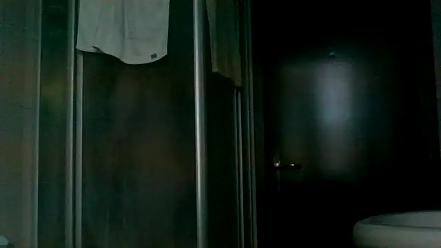 Snapshot of ynroh_87 chatting on January 2026 02:42:02 PM ynroh 87 online show from January 2026 02:42:02 PM