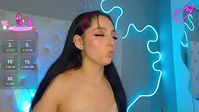 Snapshot of Megan__cole1 chatting on November 2025 03:39:02 AM Megan cole1 online show from November 2025 03:39:02 AM