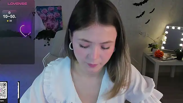 ArleneThomas online show from October 2025 12:52:02 PM