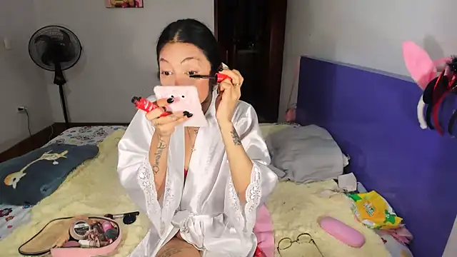 Anais lux online show from May 2026 12:15:01 AM