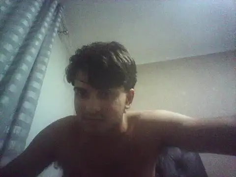 ljxjjxsooi online show from November 2025 01:40:01 AM