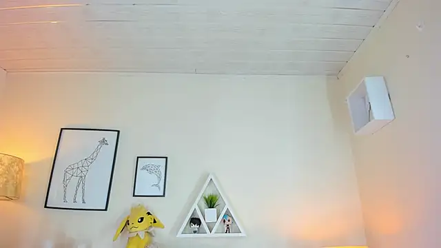 LusyKitty online show from December 2025 03:21:02 PM